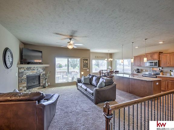 5th image of 6613 Elm Hurst Dr