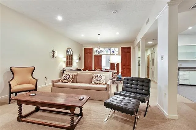 324 Chartres St #B — Photo 7