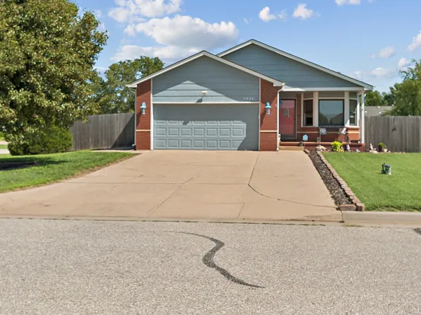 5924 W Kemper St, Wichita, KS 67215