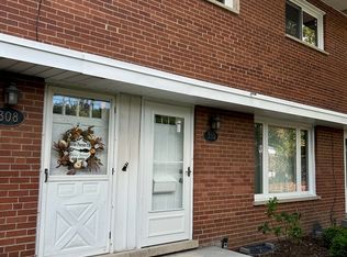 310 S Maple St, Mount Prospect, IL 60056