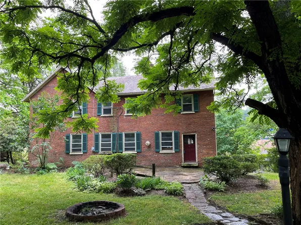 54 Mark Dr, Delmont, PA 15626