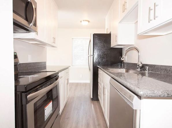 5200 Fauntleroy Way SW APT 2