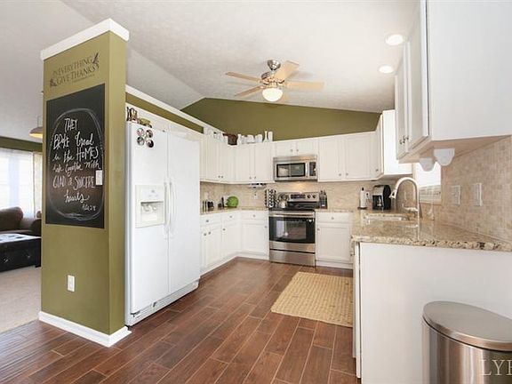 5th image of 423 Russell Springs Dr
