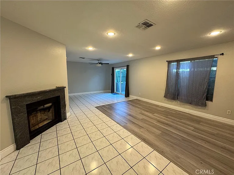 10187 Indian Summer Dr #A — Photo 2