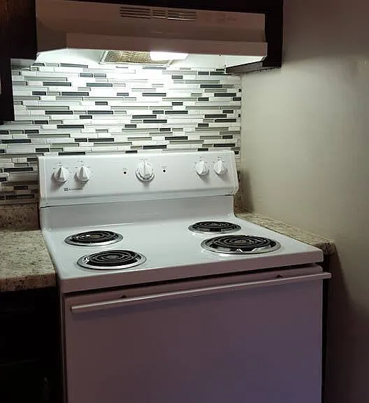 Belle Water Apartments — Photo 7