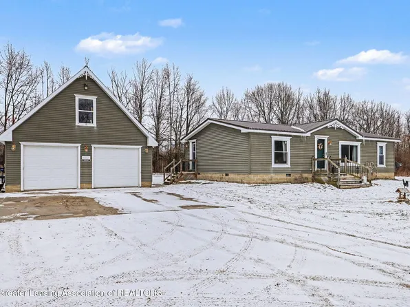 4546 Westbrook Rd, Ionia, MI 48846