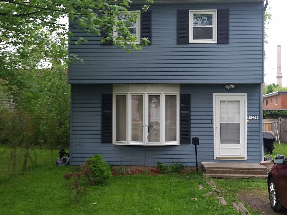 1st image of 34259 Sylvia Dr