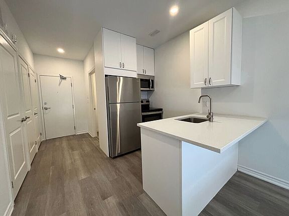 3rd image of 16 W Avenue South Ave #106