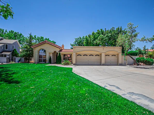 4316 Alba Pl NW, Albuquerque, NM 87114