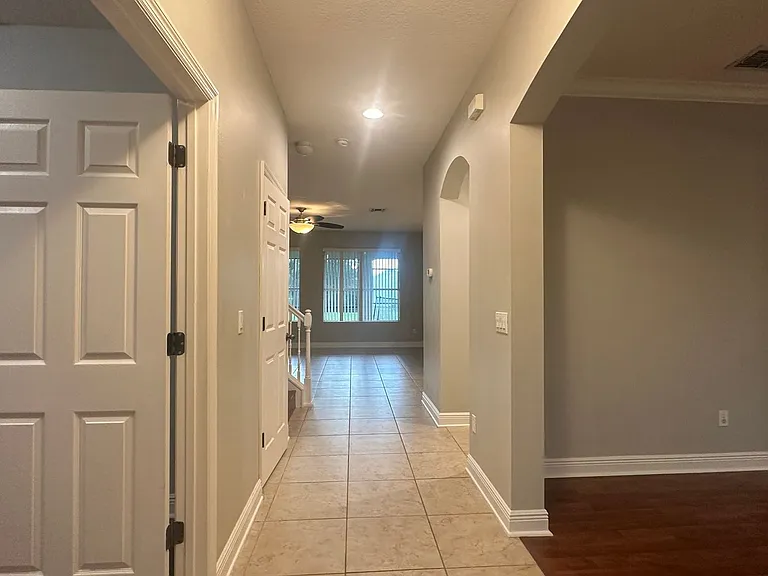418 Brentwood Club Cv — Photo 3