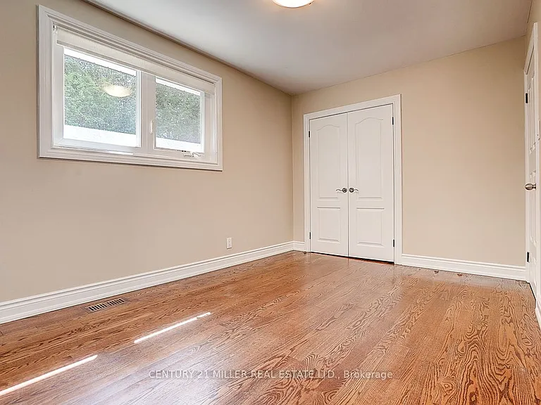 37 Dallington Dr — Photo 37
