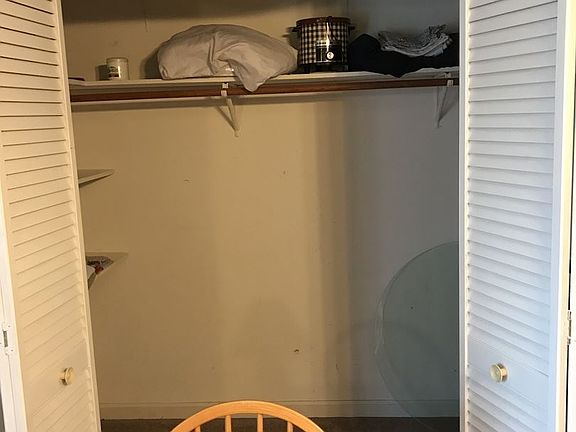 4th image of 1016 Frank Church Ln #2