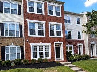 9810 Kings Parade Blvd, Charlotte, NC 28273