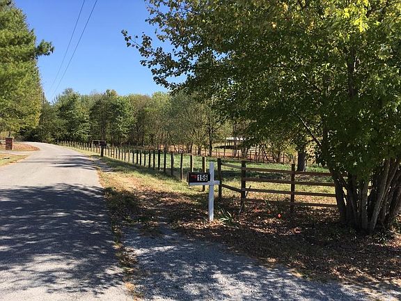 2nd image of 156 Douglas Lane