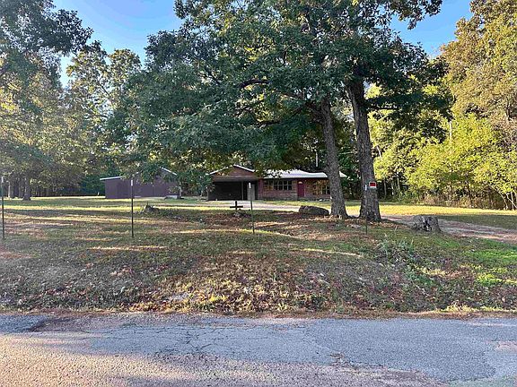 2nd image of 137 Frontier Dr