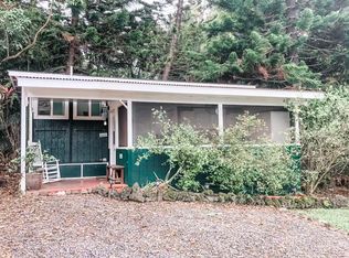 2470 Kaupakalua Rd #B, Haiku, HI 96708