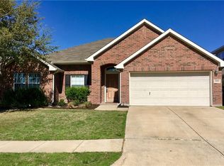1602 Luckenbach Dr, Forney, TX 75126
