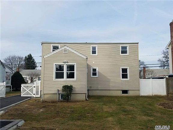4th image of 34 Plitt Ave