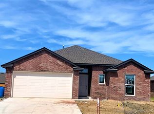 4022 S 152nd East Ave, Tulsa, OK 74134