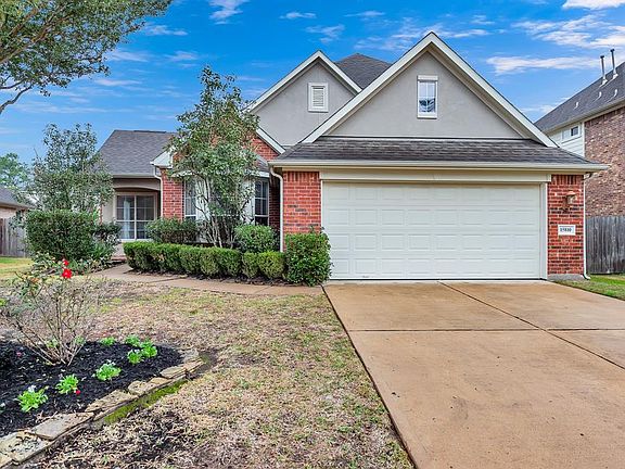 2nd image of 15810 Sunmill Ct