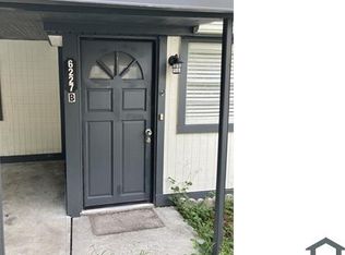 6227 29th St N #B, Saint Petersburg, FL 33702