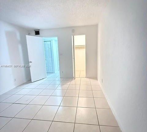 4th image of 4550 NW 9th St APT 812E