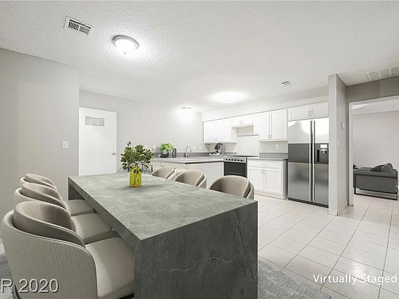 4th image of 3517 Folage Dr Unit 1