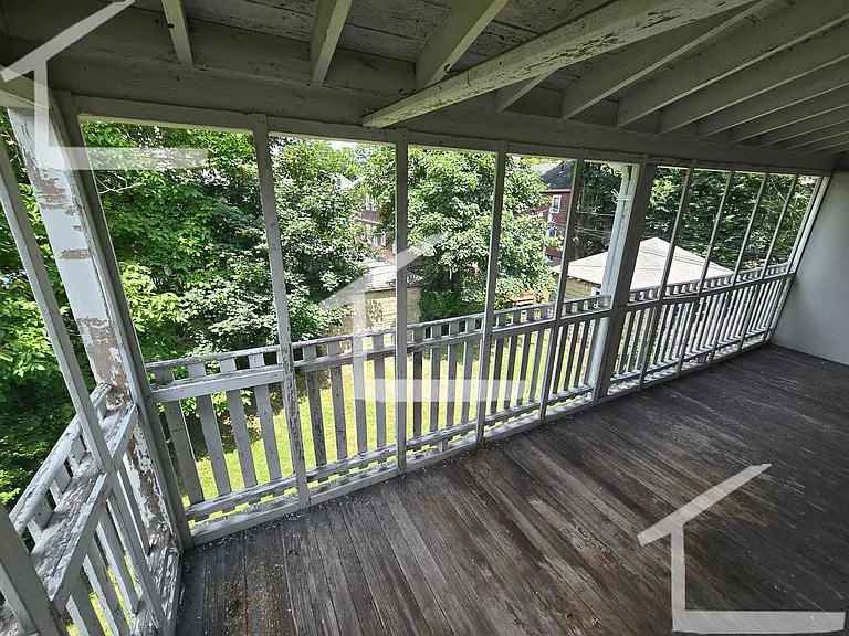 230 Lake St #2 — Photo 9