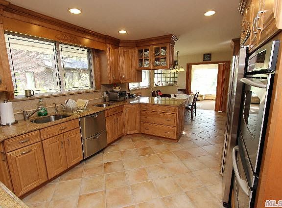 5th image of 18443 Midland Pkwy