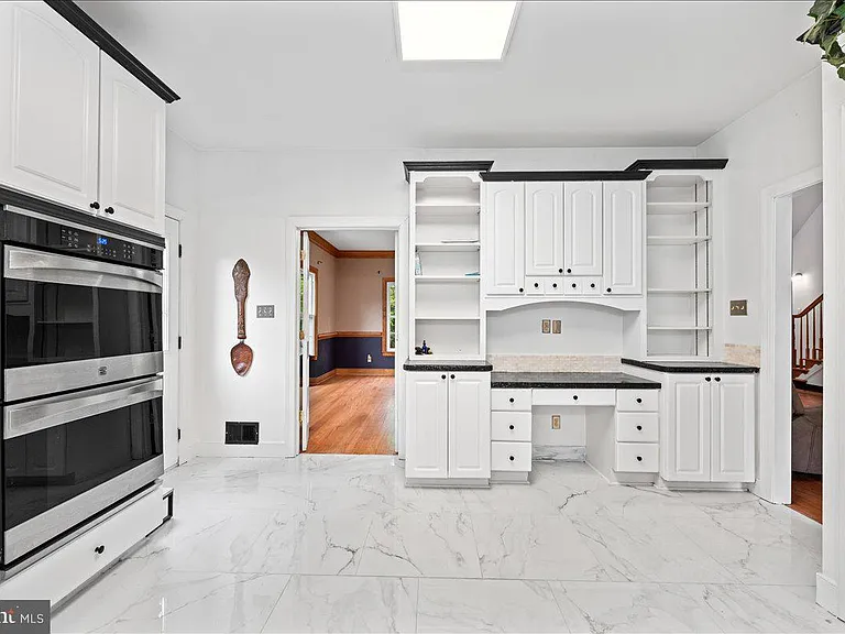 7403 Barrister Ct — Photo 4