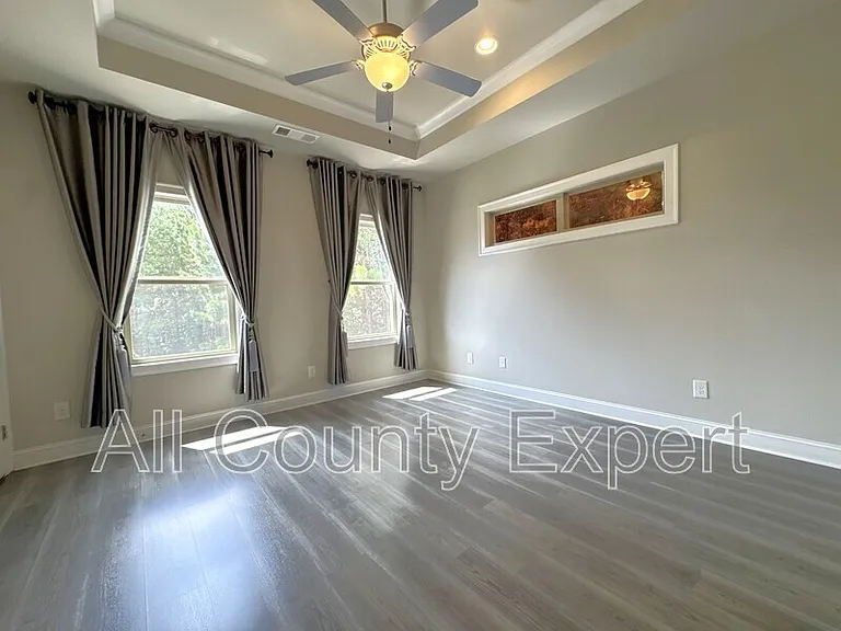 1529 Huntwood Ct — Photo 21