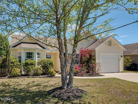 3rd image of 1526 Pine Harbor Way