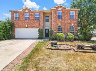 1300 White Dove Ln, Denton, TX 76210