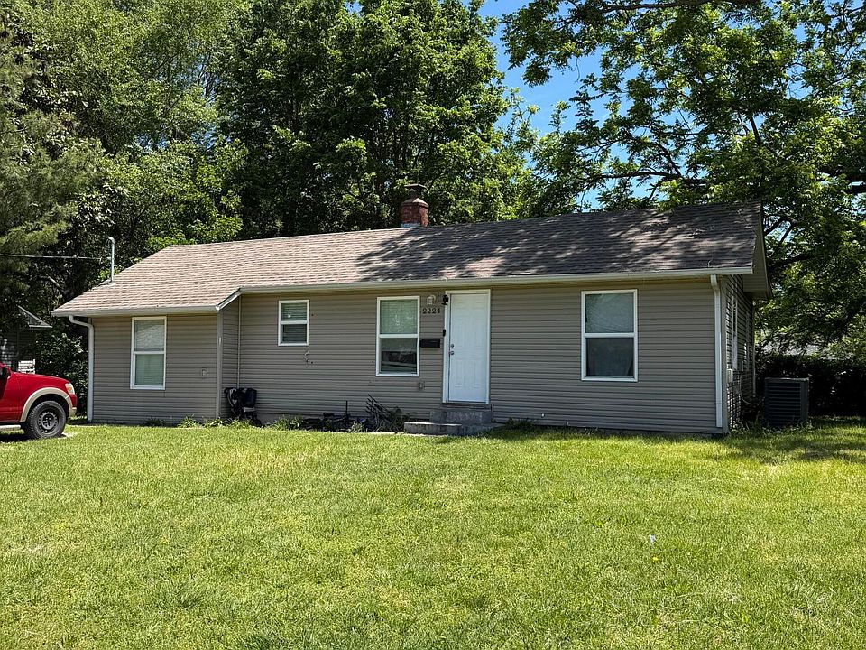 1st image of 2224 N Weller Avenue