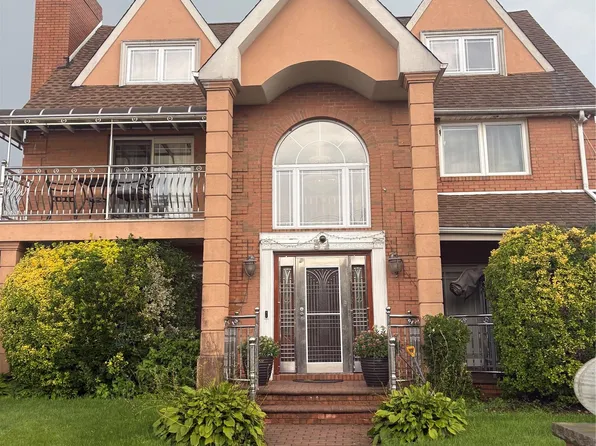 34 Marlowe Rd Road, Valley Stream, NY 11580