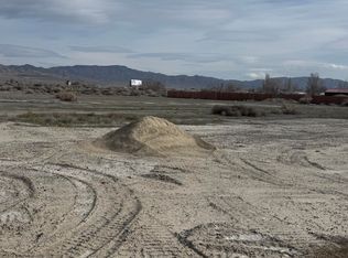 48 River Banks Ct, Lovelock, NV 89419