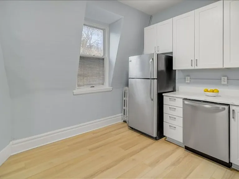 Quarry St. Apartments — Photo 219