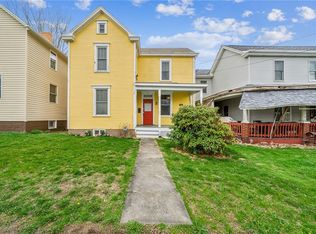26 2nd Ave, Scottdale, PA