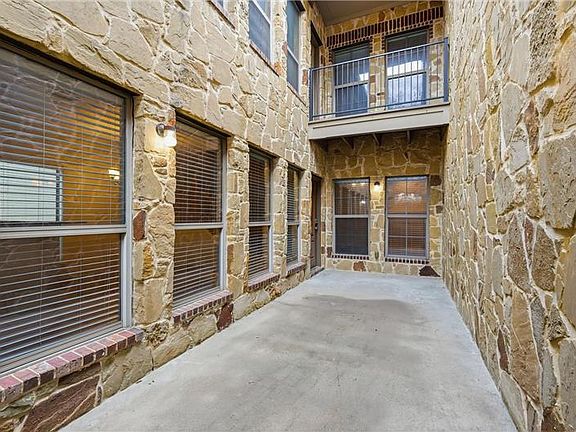 4th image of 8808 Paradise Dr