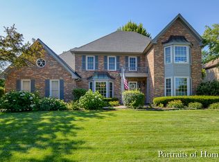 341 Brighton Dr, Wheaton, IL 60189