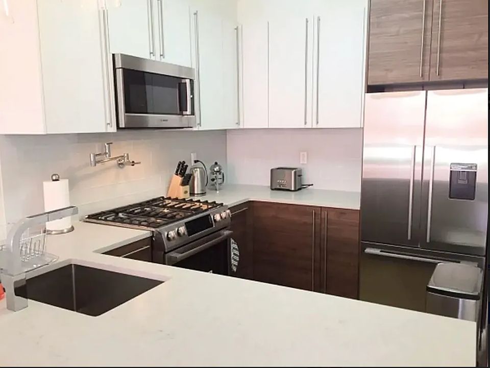 1st image of 251 Withers St #2R