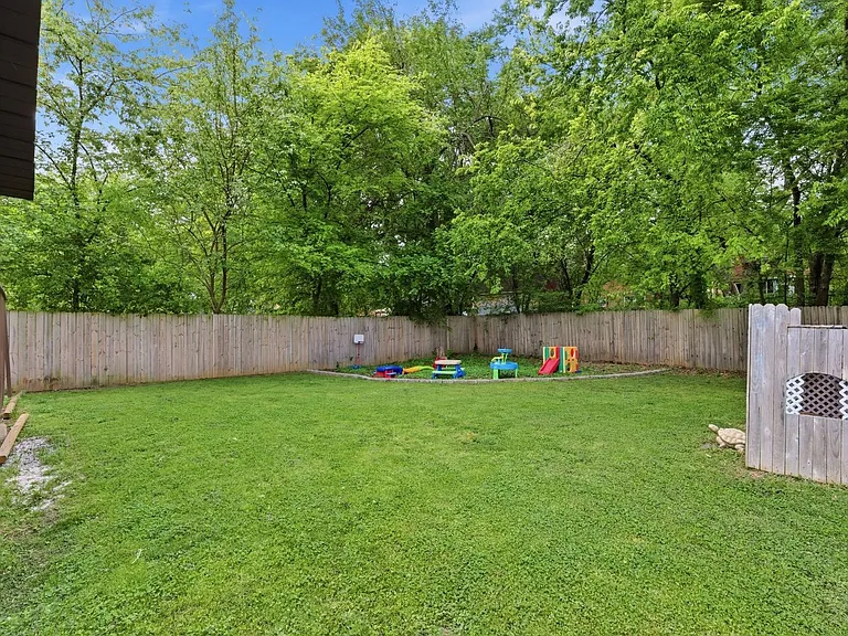 3213 Sennadale Ln — Photo 30