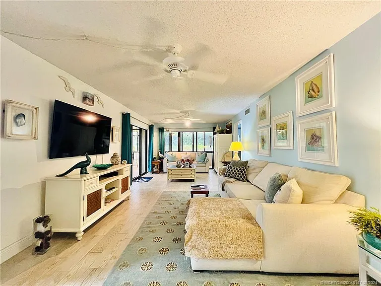 10044 S Ocean Dr #102 — Photo 31