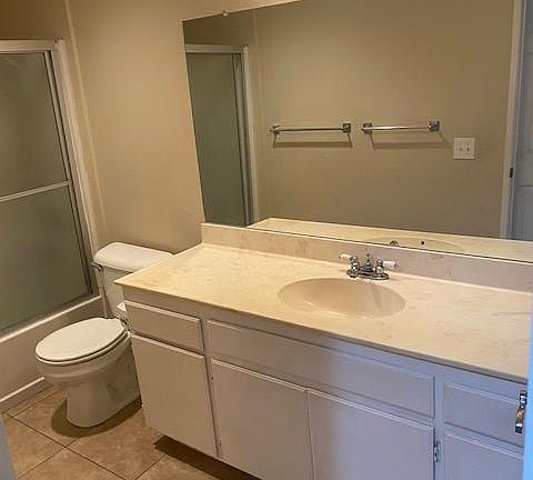 5th image of 224 Woodland Pkwy #22