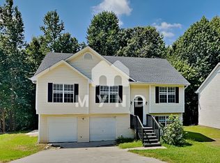 1066 Bridle Creek Dr, Flowery Branch, GA 30542