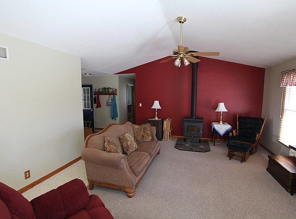 3rd image of 1142 Lasalle Dr