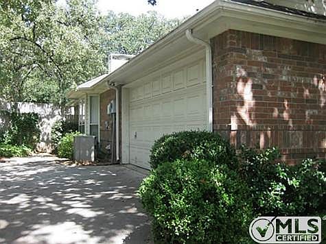 3rd image of 1909 Canyon Ct