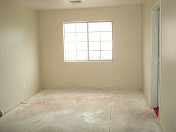 5th image of 2521 Sierra Luna Ave Unit 104