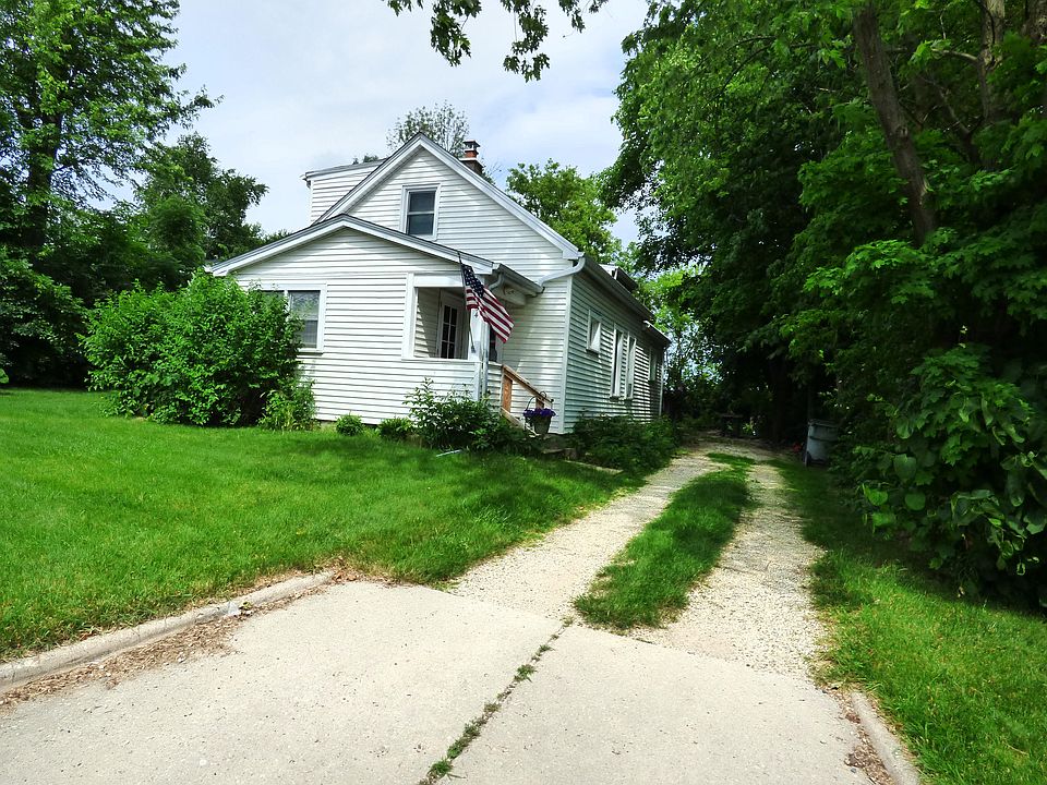 2nd image of 3764 S 84th St