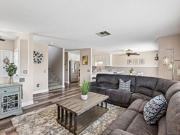 5th image of 955 Buckeye Ct